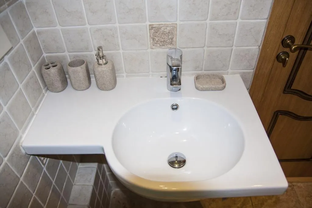 Apartment On Vandy Vasylevskoi Street 3 Kyiv Ukraine